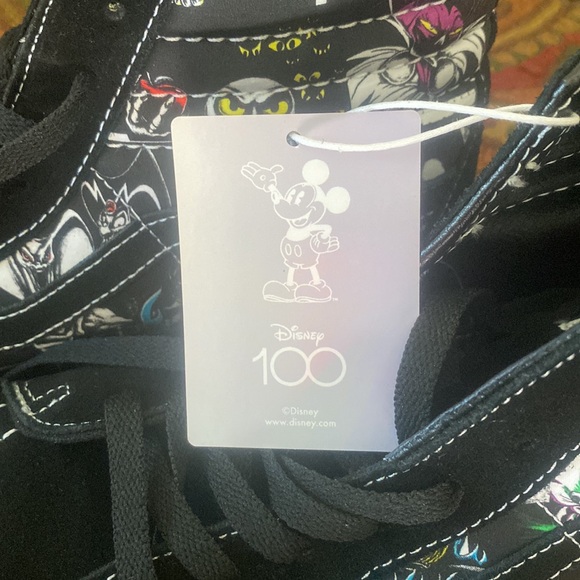 NWT Disney 100 Villains Sk8 hi Vans black collectible shoes brand new - Picture 7 of 12